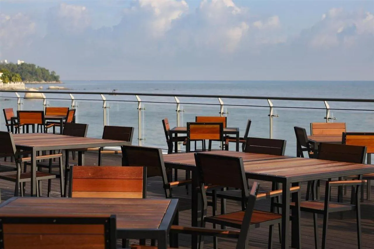 Hompton Hotel By The Beach جورج تاون ماليزيا