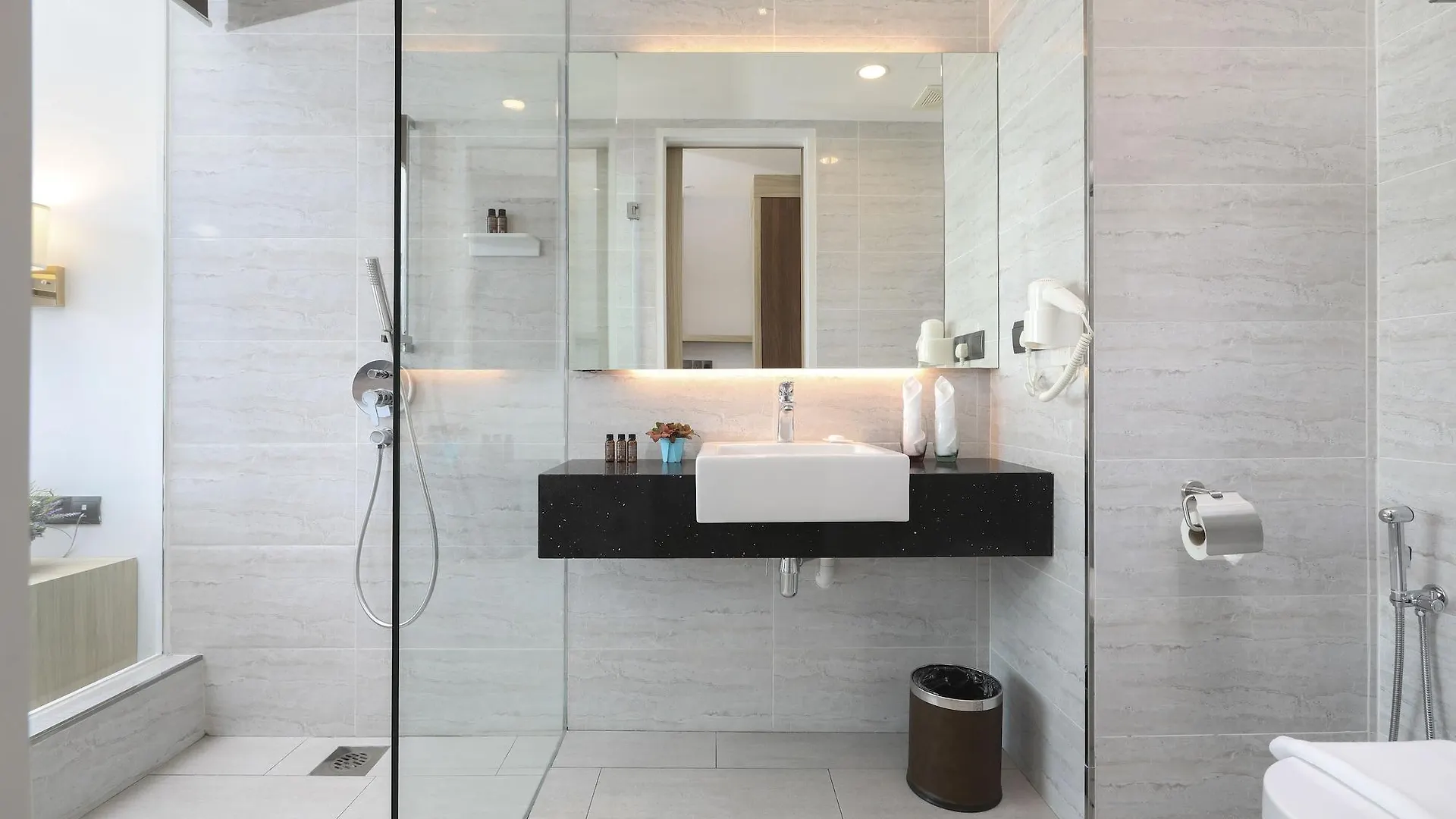 Hompton Hotel By The Beach Georgetown 4*,
